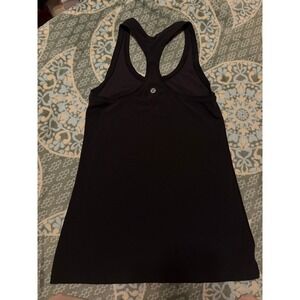 Lululemon Racerback Tank Top Black Scoop Neck Womens SIze 6